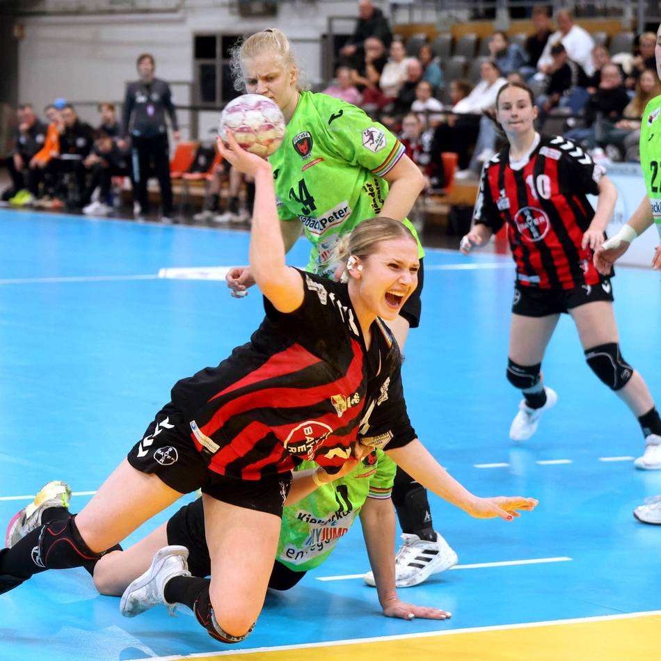 Niederlage gegen Spitzenteam: Elfen wehren sich tapfer gegen die Füchse Berlin