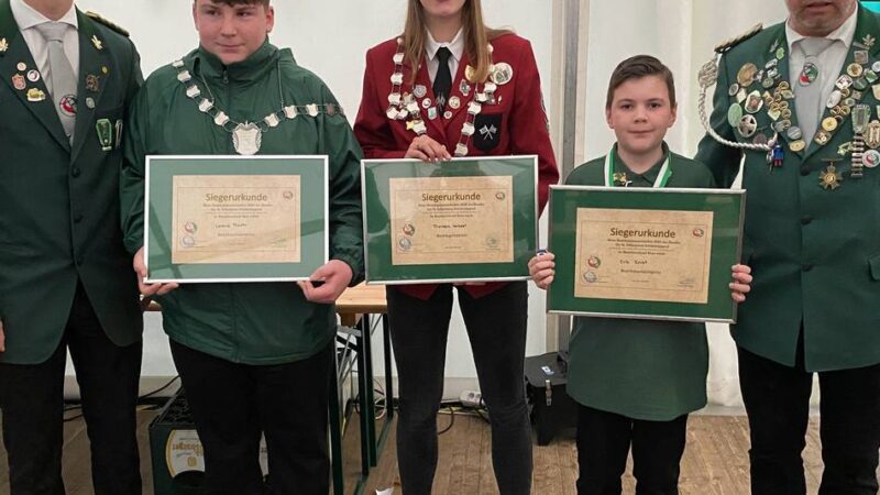 Bezirksjungschützenfest in Rees: Theresia Verbeet ist neue Bezirksjungschützenkönigin