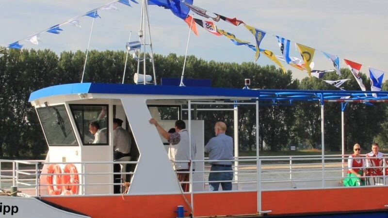 Über den Rhein nach Monheim: Leinen los – das Piwipper Böötche startet in die Saison