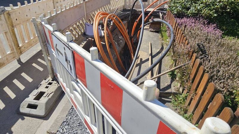 Schnelles Internet in Hückeswagen: Glasfaserausbau in der Blumen- und Vogelsiedlung