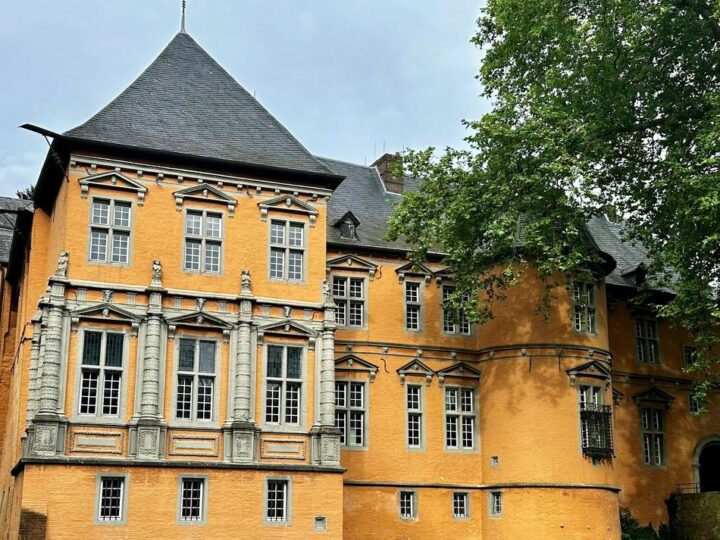 Freizeit ab 55: Von der Radtour bis zum Smartphone-Kurs – Jüchen bietet viel