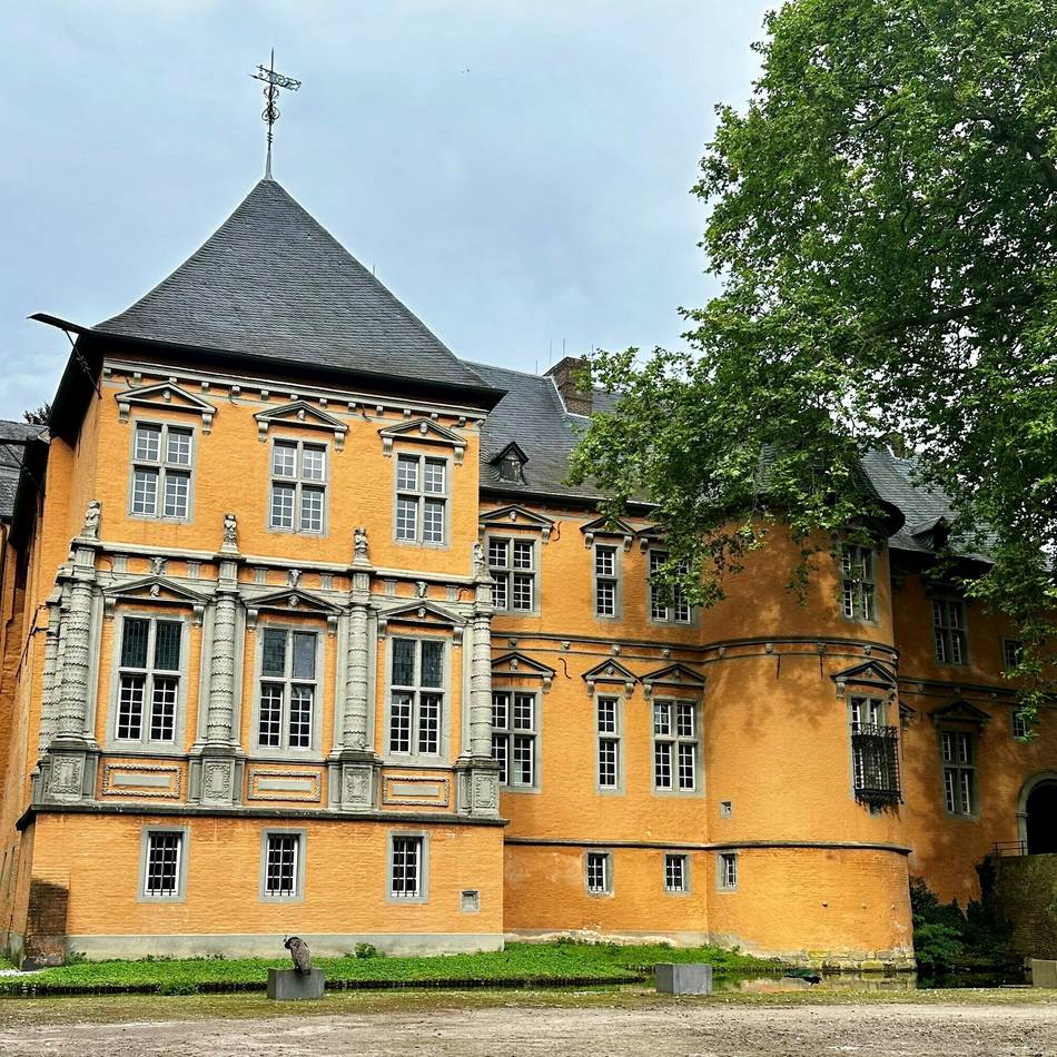 Freizeit ab 55: Von der Radtour bis zum Smartphone-Kurs – Jüchen bietet viel