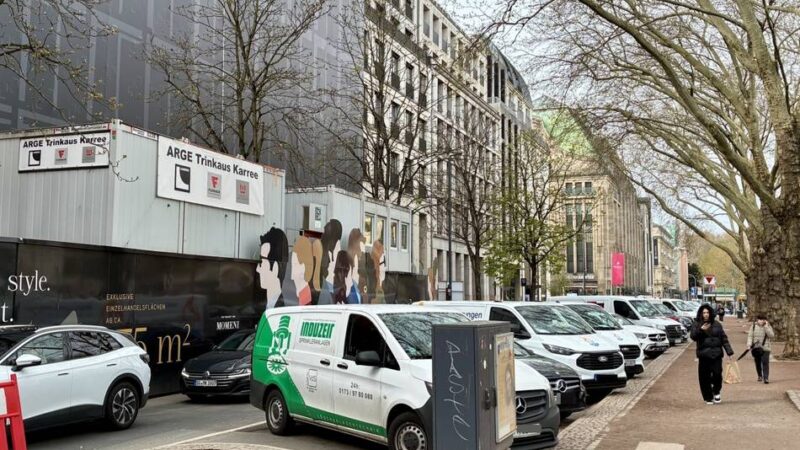 Mann war in Düsseldorf gefunden worden: Schwer verletztem Rheinberger geht es besser – Hintergründe sind weiter unklar