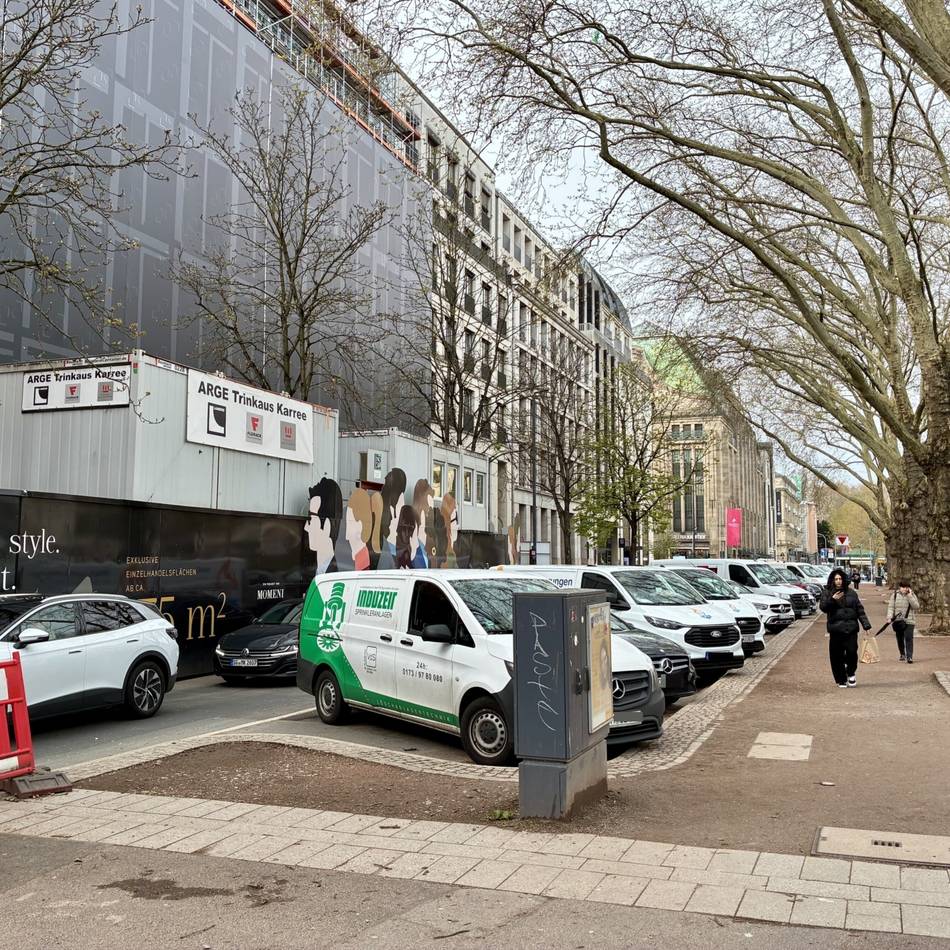 Mann war in Düsseldorf gefunden worden: Schwer verletztem Rheinberger geht es besser – Hintergründe sind weiter unklar