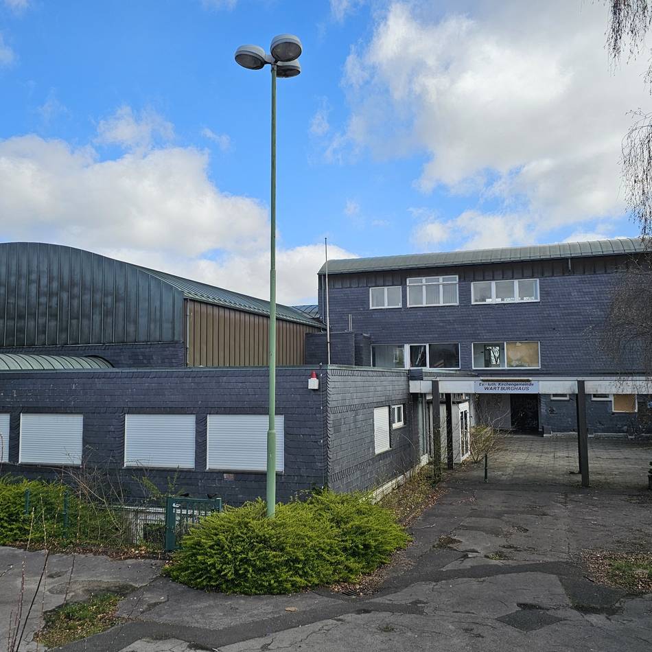 Zukunft des Wartburghauses in Radevormwald: Lebendiges Quartier und sozial geförderter Wohnraum