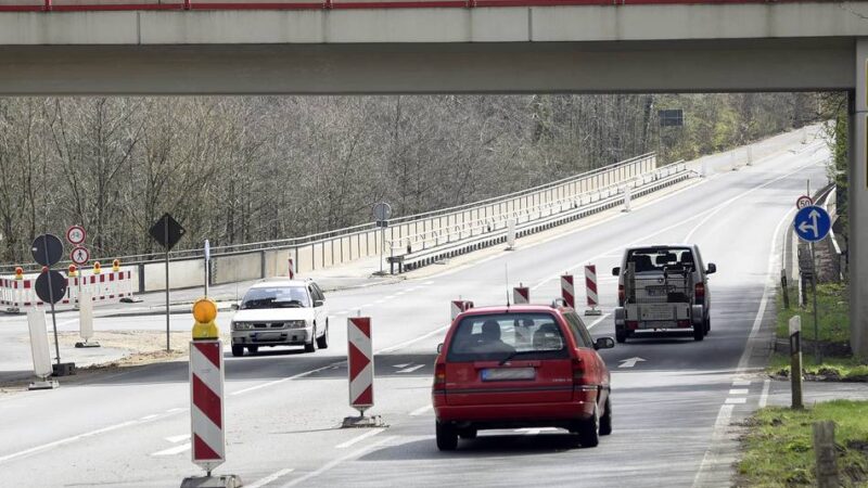 Verkehr in Mettmann: Regiobahn überprüft Eisenbahnbrücke über den Südring