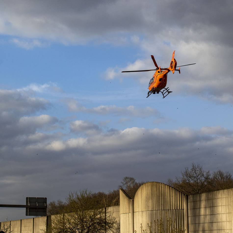 Rettungseinsatz in Wesel: Sieben Verletzte bei Unfall – Dreijähriger mit Hubschrauber in Klinik geflogen