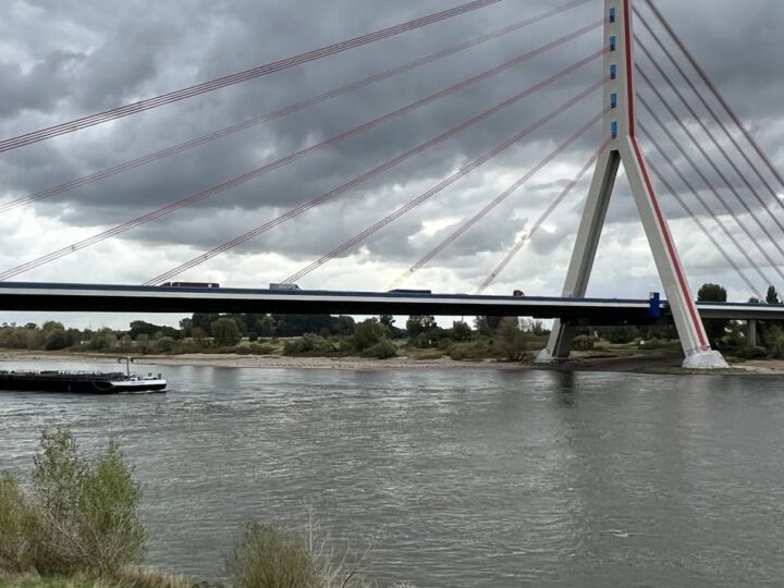Marodes Bauwerk in Düsseldorf: Nächste Schritte für die Fleher Brücke vorgestellt – Bürger weiterhin besorgt
