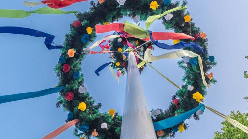 Partys mit DJs oder Livemusik: Hier wird in Mönchengladbach 2026 in den Mai getanzt