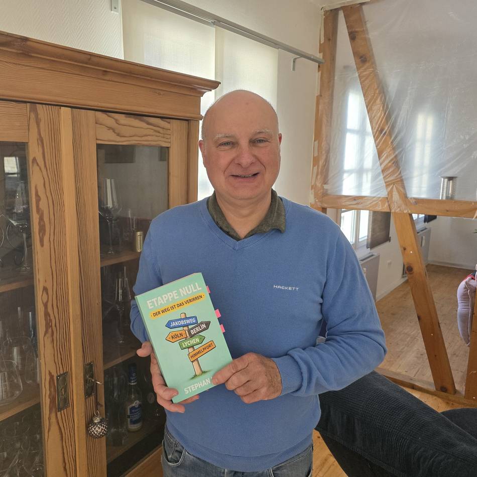 Hückeswagener Stephan Lapp stellt erstes Buch vor: „Etappe Null“ – wenn der Weg zum Verirren wird