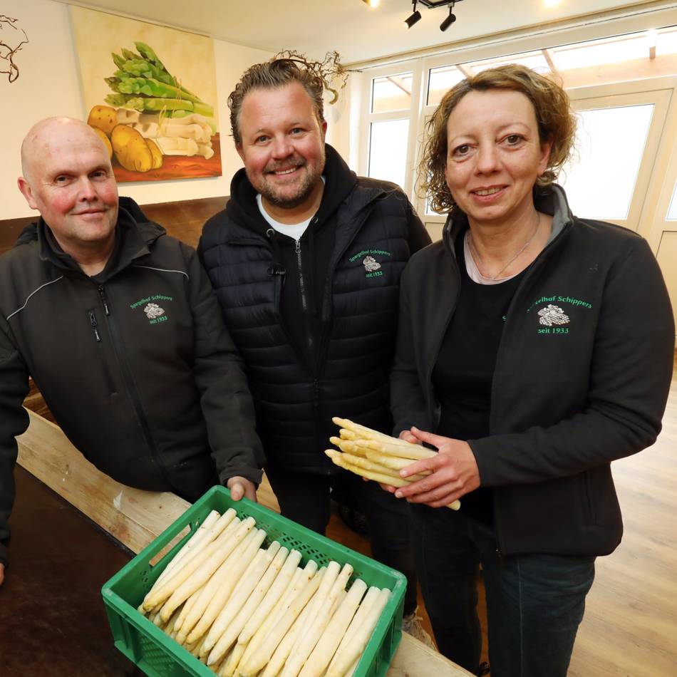 Spargelhof Schippers in Veen: Am Donnerstag öffnet das Spargelzelt wieder