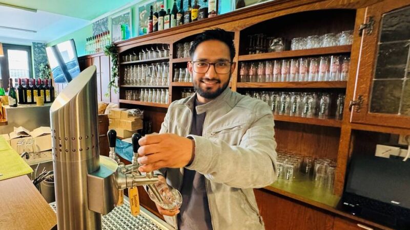 Indisches Restaurant mit Kneipen-Flair in Neuss: „Ich liebe die deutsche Kultur“