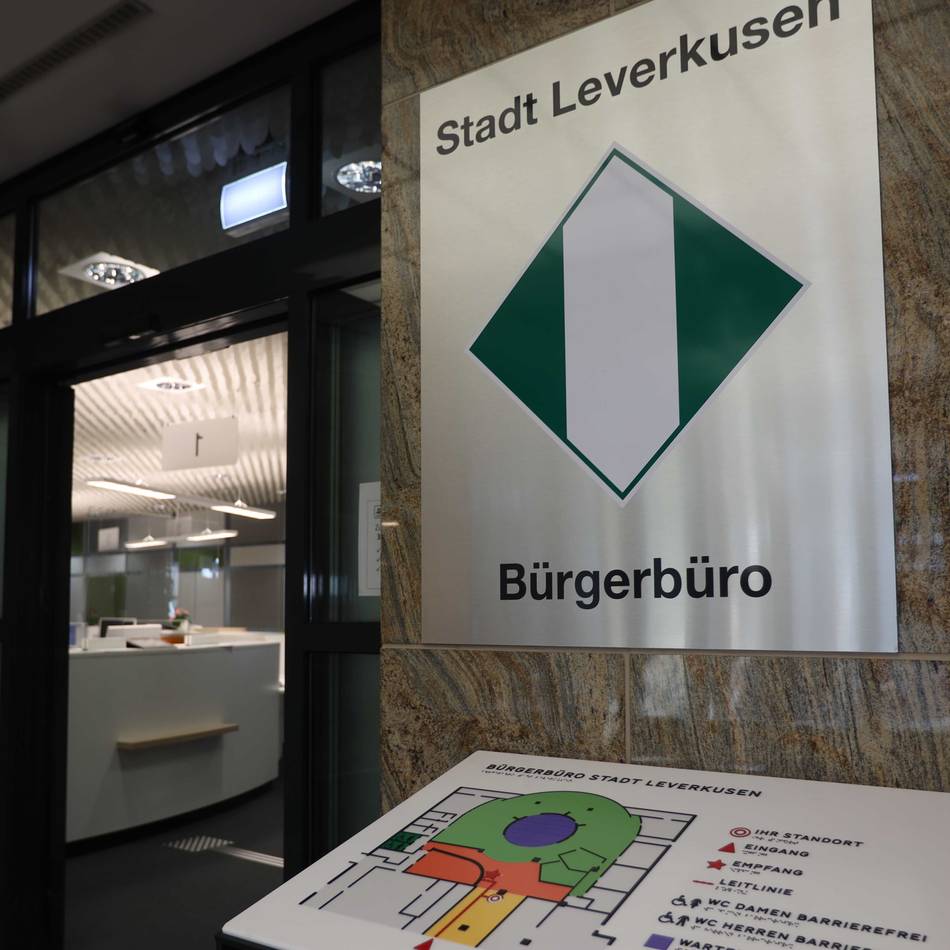Anlaufstelle in Leverkusen stellt Betrieb ein: Technische Probleme legen Bürgerbüro lahm