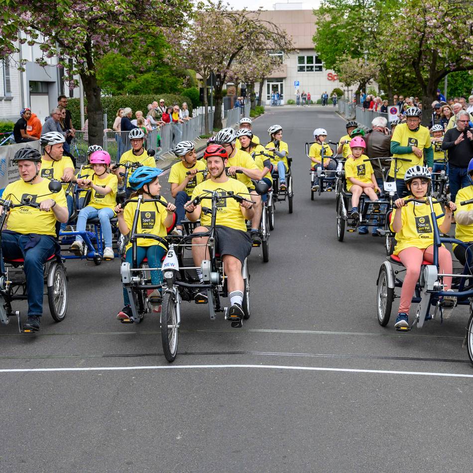 Spurt in den Mai in Büttgen: „Das Gedränge war unübersichtlich und nicht ungefährlich“