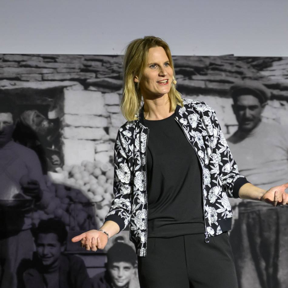 Kabarett in Kaarst: „Wer stehend applaudiert, ist intelligenter“