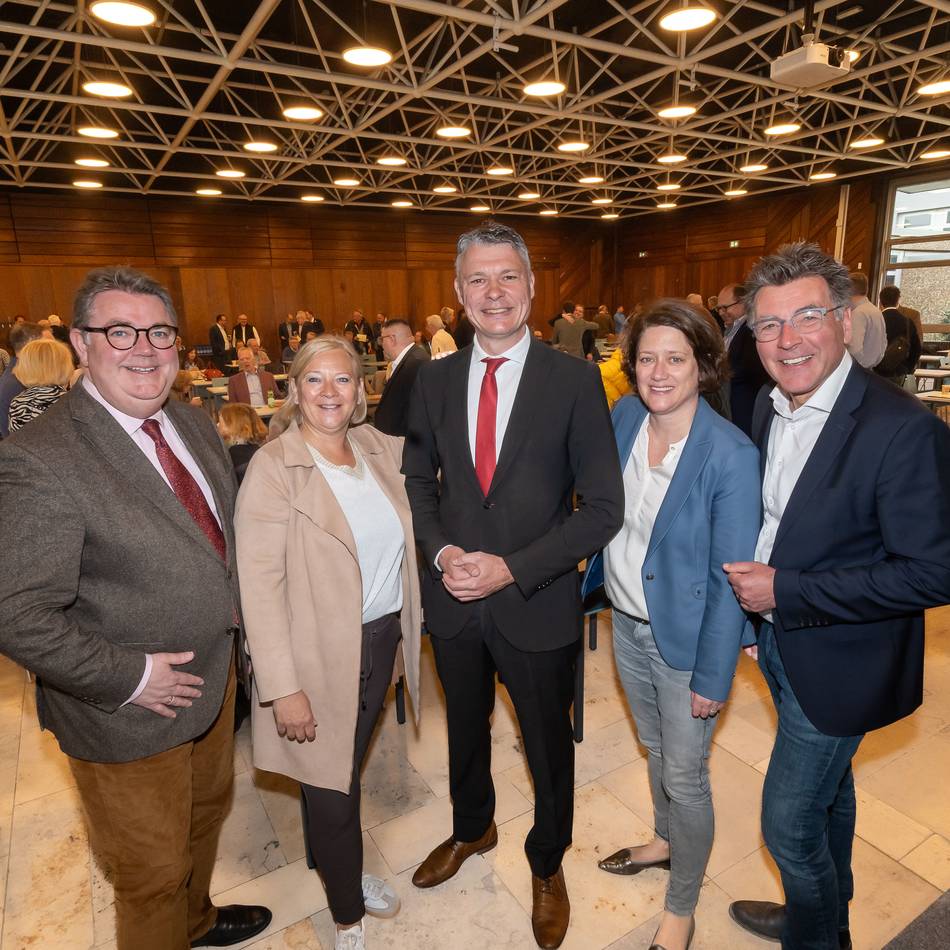 Kandidat für die Landtagswahl 2027 gewählt: Neusser CDU schickt Jörg Geerlings wieder in das Rennen