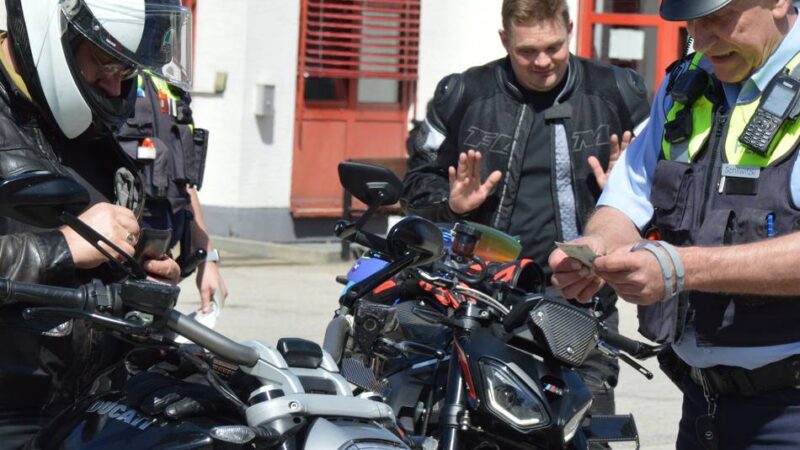 Entspannte Motorradkontrollen in Wermelskirchen: „Man sollte Biker nicht alle in einen Topf werfen“