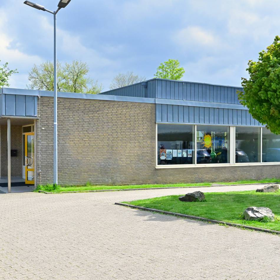 Sanierung von Schwimmbad und Turnhalle: Rommerskirchen will das „ganz große Paket“