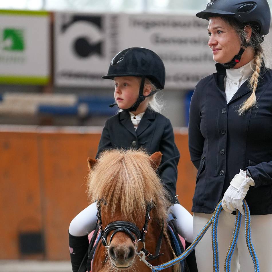 Starke Reittalente: Wie das Nachwuchsturnier des RFV Asperden-Kessel für Begeisterung sorgte