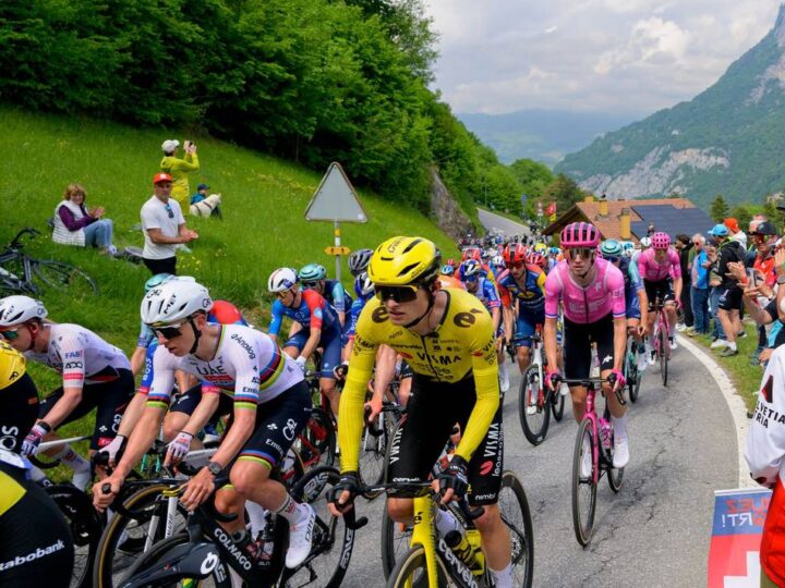 Deutscher Radsportler wird Zweiter: Lipowitz besteht Bergtest gegen Pogacar in der Romandie