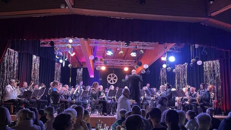 Musikverein Harmonie Sonsbeck: Glanz und Glamour beim Frühjahrskonzert