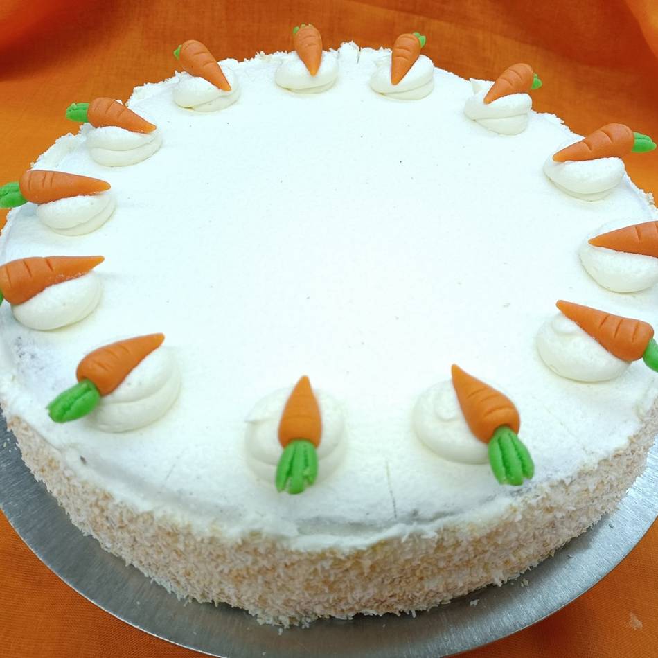 Rezept des Lobbericher Konditors Seeger: Möhrenkuchen mit Frischkäsecreme