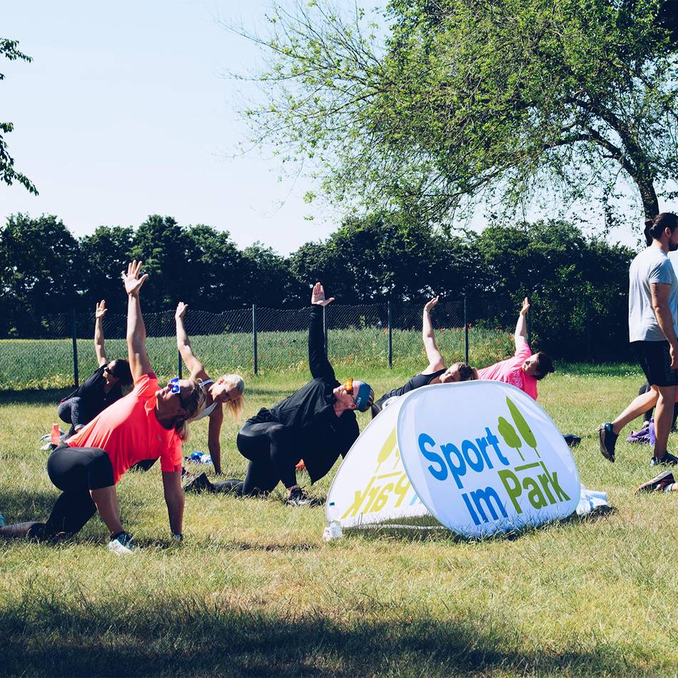 „Sport im Park“-Angebot in Dormagen: „Für alle, die gerne tanzen und es satt sind, einen Partner zu suchen“