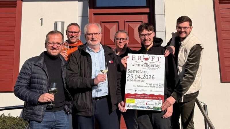 Veranstaltung in Gindorf: Mit Weingläsern zum Umhängen – Erft-Weinwandertag startet 2026 weiter durch