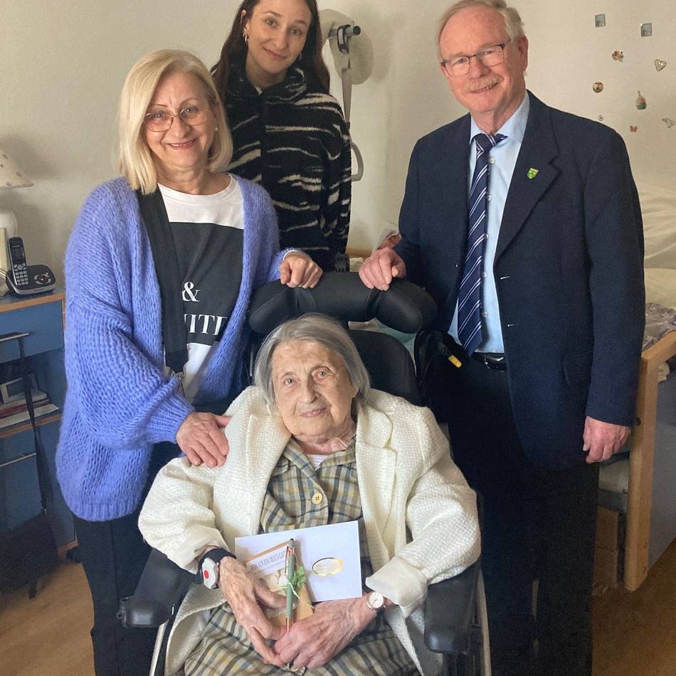 Im Carpe Diem Rommerskirchen: Anneliese Schütz feierte ihren 102. Geburtstag