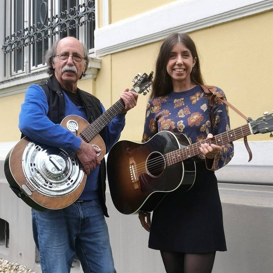 Konzertreihe in Villa Erckens: Vater-Tochter-Duo lädt zu musikalischer Reise ins „alte Amerika“