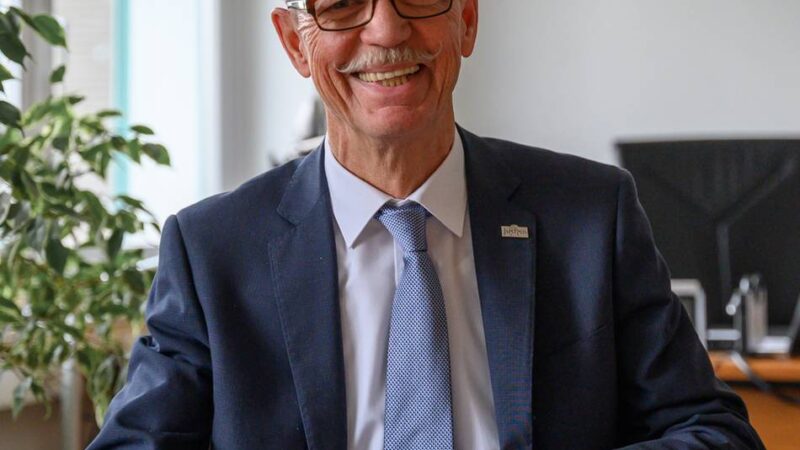 Politik in Jüchen: Heftiger Streit um Ehrenbürgermeister-Titel für Harald Zillikens entbrannt