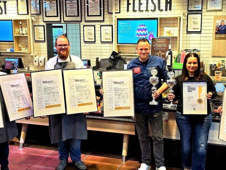 Gold, Pokale und eine Kult-Wurst: Diese Fleischtheke in Dormagen trotzt dem Metzgerei-Sterben