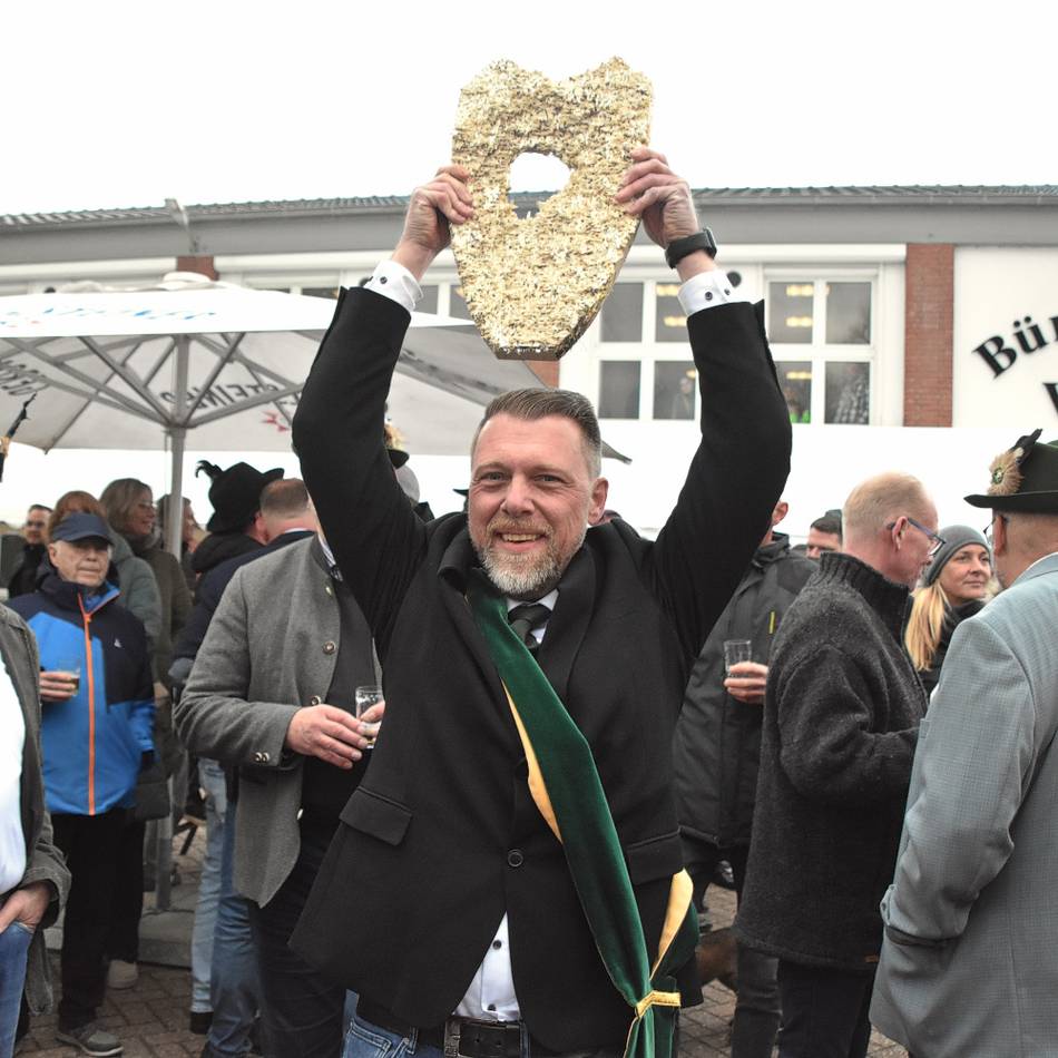 Brauchtum in Kempen: Voescher freuen sich über neuen Schützenkönig