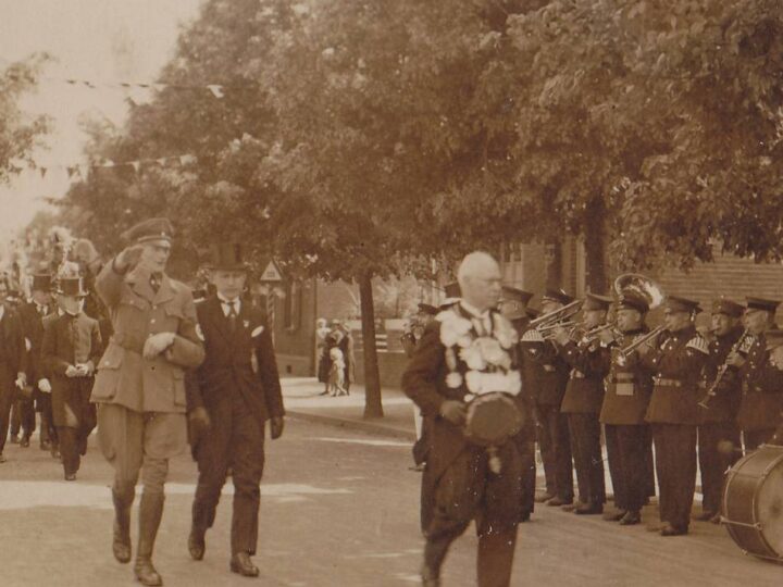 Vortragsreihe „Stadtgeschichte am Abend“ in Kaarst: In SA-Uniform an die Vogelstange