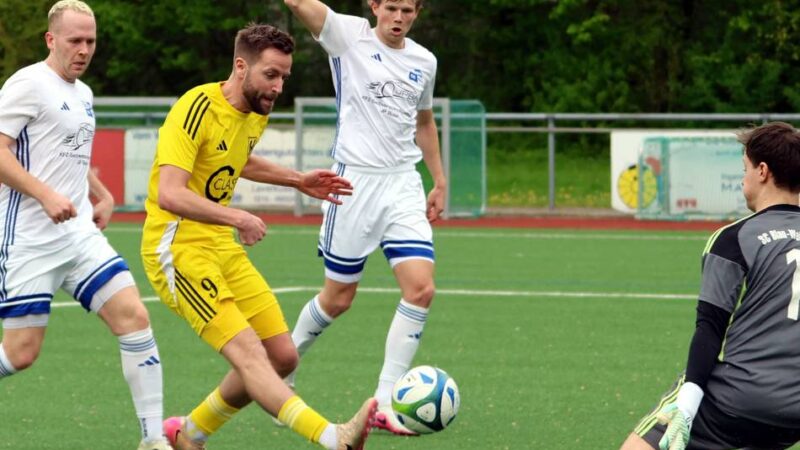 Nach 1:4-Rückstand: Bamberg führt den SV Schlebusch mit Viererpack aus der Abstiegszone