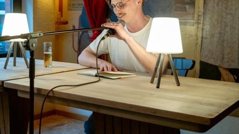 Am Samstag im Rheinberger Stadtpark: Saisonauftakt am Spanischen Vallan mit Lesung und Musik