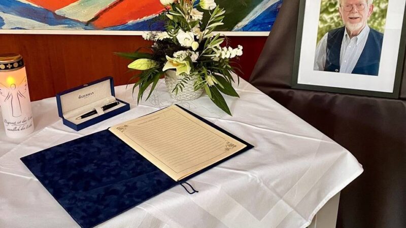 Trauer in Grevenbroich: Früherer Bürgermeister Theo Hoer im Alter von 85 Jahren gestorben