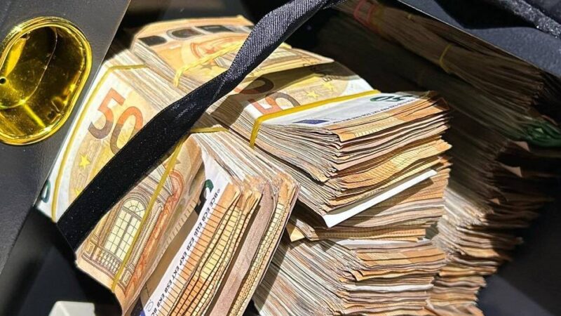 Großrazzia in Transportbranche in NRW: Haftbefehle, Waffenfund und Millionen-Schaden