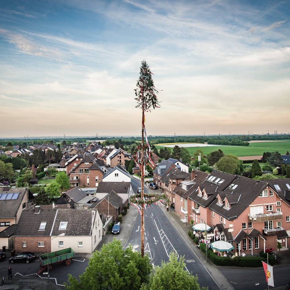 Zahlreiche Veranstaltungen: Hier wird in Dormagen in den Mai getanzt