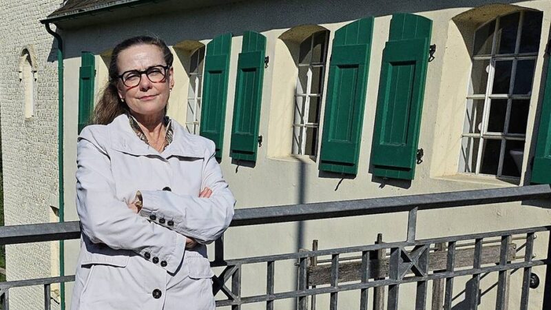 Mettmanner Autorin veröffentlicht Fantasyroman: Wie Salim in Catura ums Überleben kämpfen muss