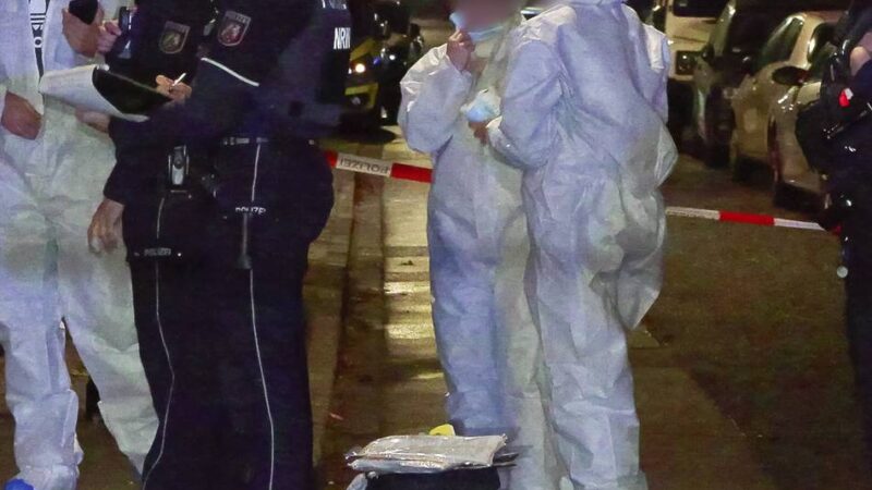 Mutmaßlicher Femizid in Düsseldorf-Urdenbach: Ehefrau im Schlaf mit Hammer erschlagen – 80-Jähriger vor Gericht