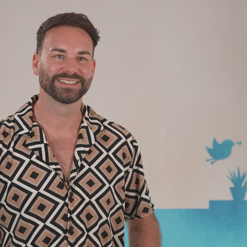 Mönchengladbacher bei TV-Datingshow: Philipp bekommt beim Date Aura-Steine – und direkt einen Schnaps dazu