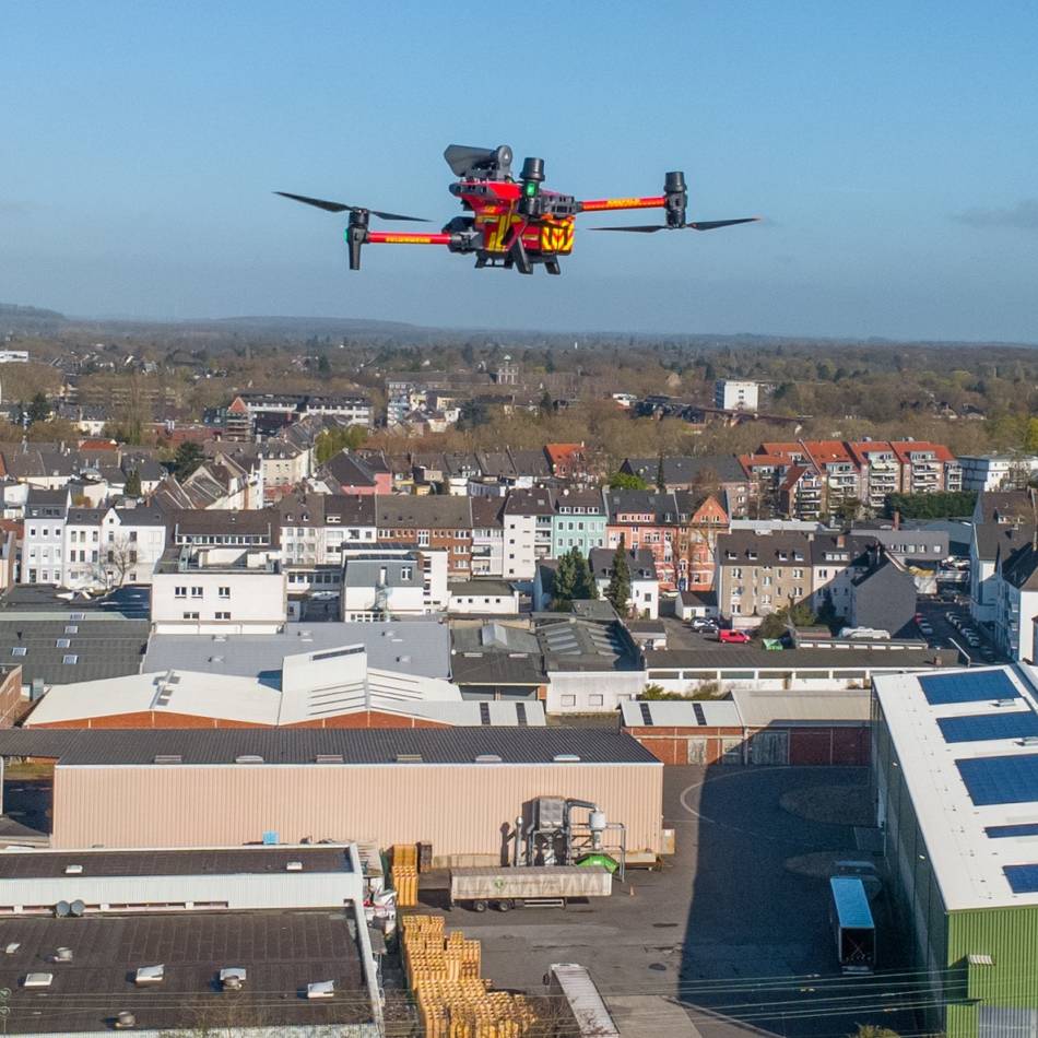 Flüge über Krefeld: Feuerwehr übt mit Drohne im Stadtgebiet