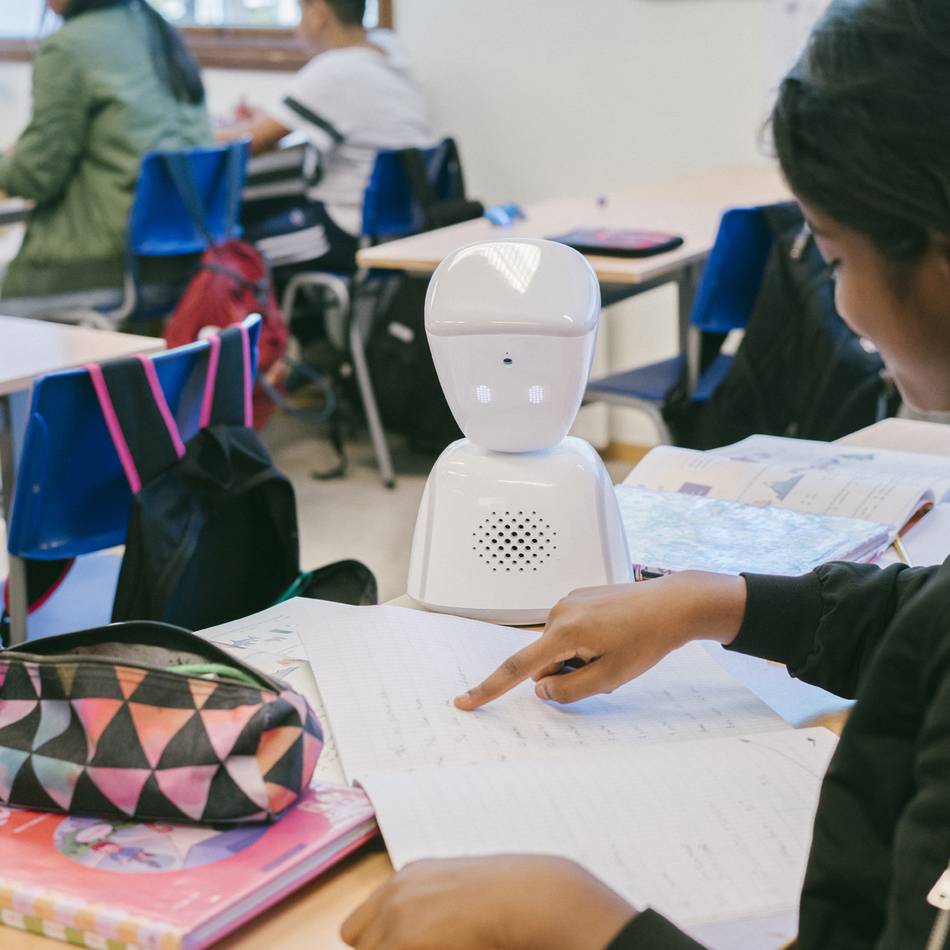Roboter im Unterricht: Kreis Heinsberg testet Avatare für kranke Kinder