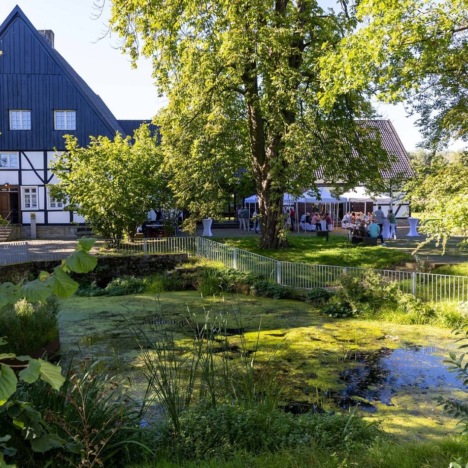 Radeln im Revier: Kuchen, Kaltgetränke und Kanalröhre – Schlemmen und Schlafen am Emscher-Weg
