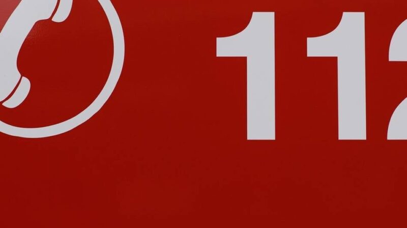 Zwischen Rheinberg und Ossenberg: Rheinberger von zwei Kleinkrafträdern erfasst und überrollt – lebensgefährlich verletzt