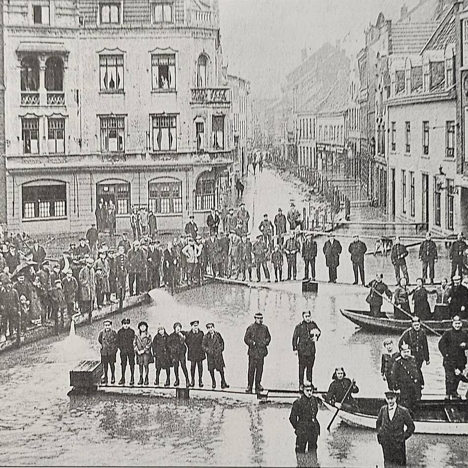 Geschichte in Emmerich: Rheinmuseum zeigt dramatische Bilder der Flut 1926