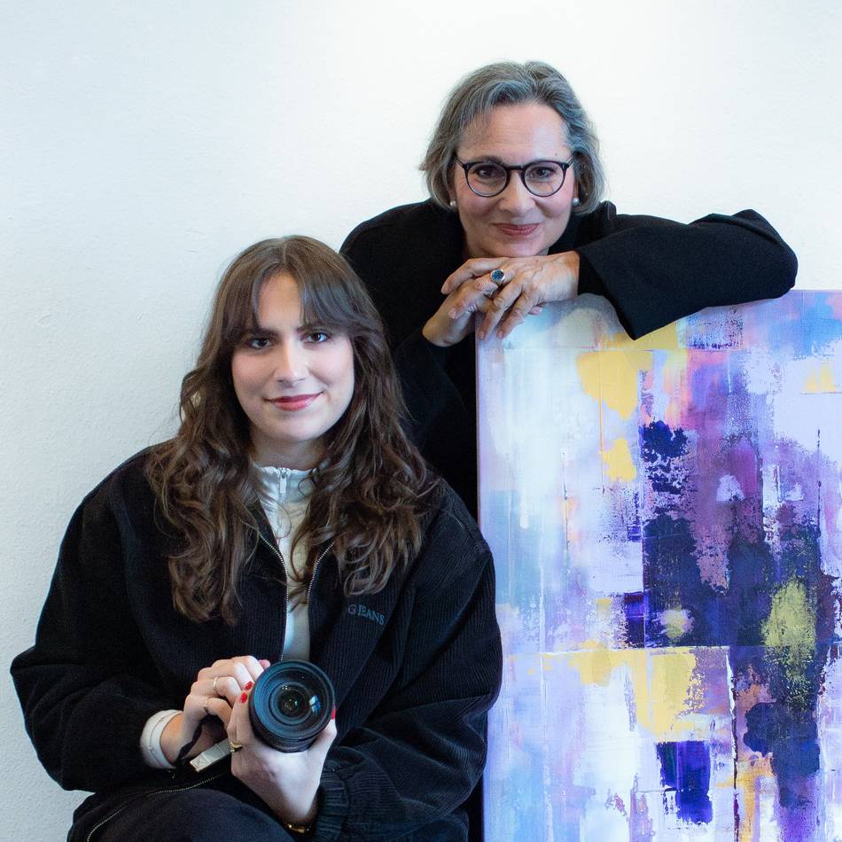 Ausstellung in Düsseldorf : Ausstellung „Korrelation“ verbindet Acryl und urbane Fotos