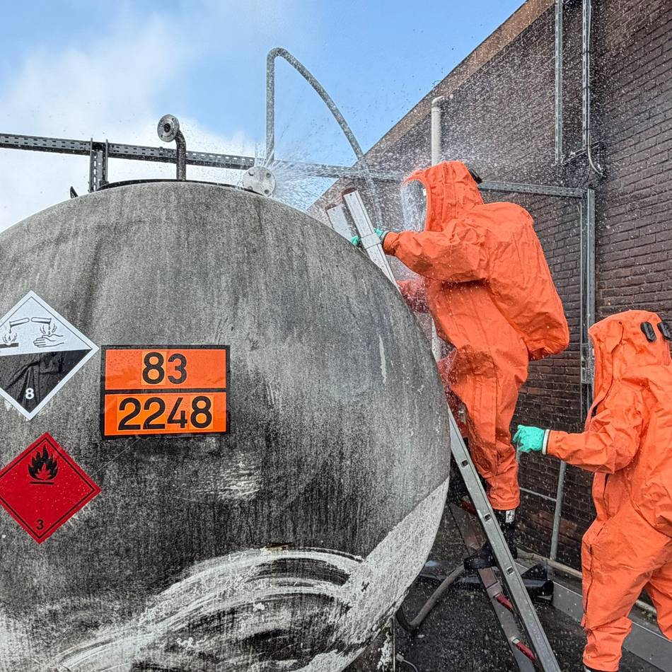 Bei RCN in Goch: Feuerwehr Goch übt Ernstfall im Chemiewerk