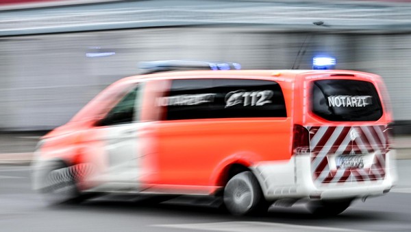 Betrunken gefahren: Mann bei Sturz mit E-Scooter schwer verletzt